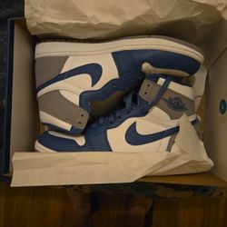 Nike Air Jordan 1 Retro High OG 'True Blue' Cement Grey DZ5485-410 Men's