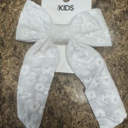 Girls Head Bow Tie 