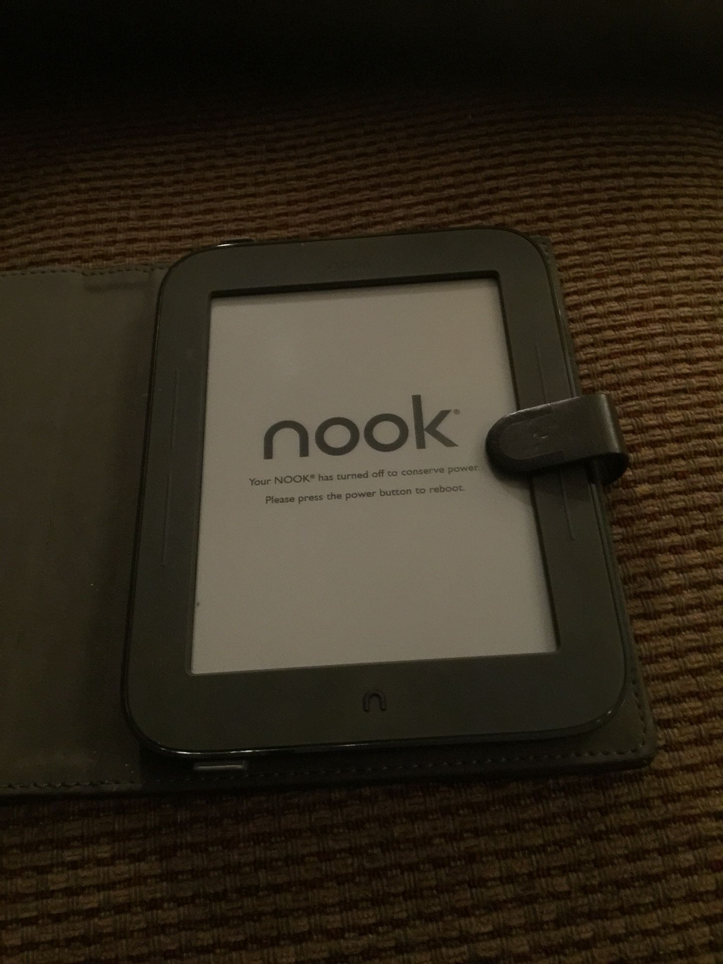 NOOK AND CHARGER