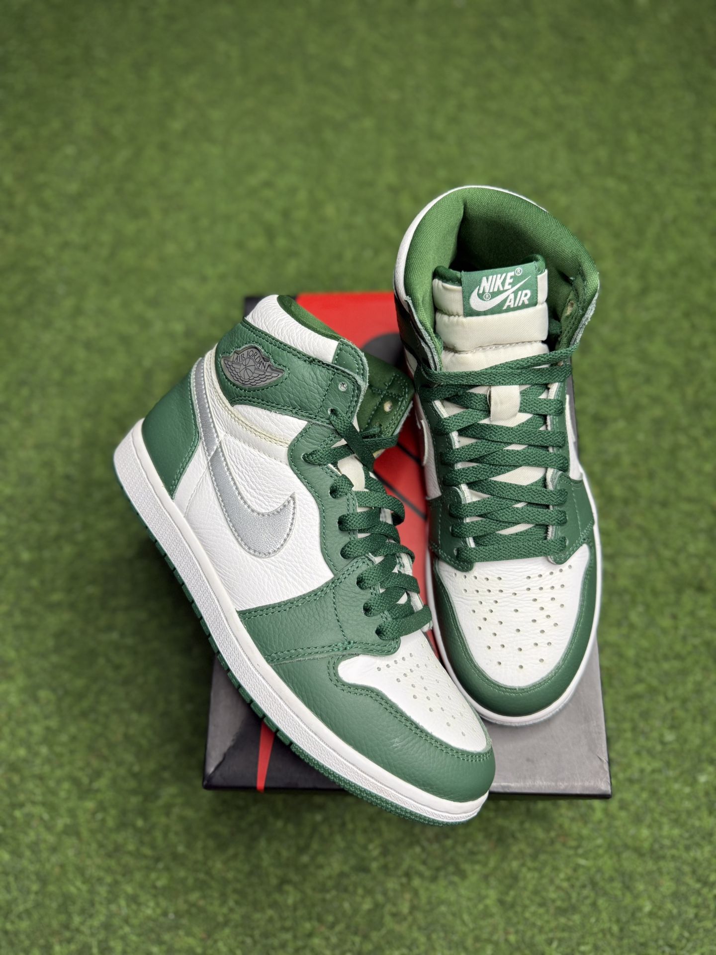 Jordan 1 Lucky Green