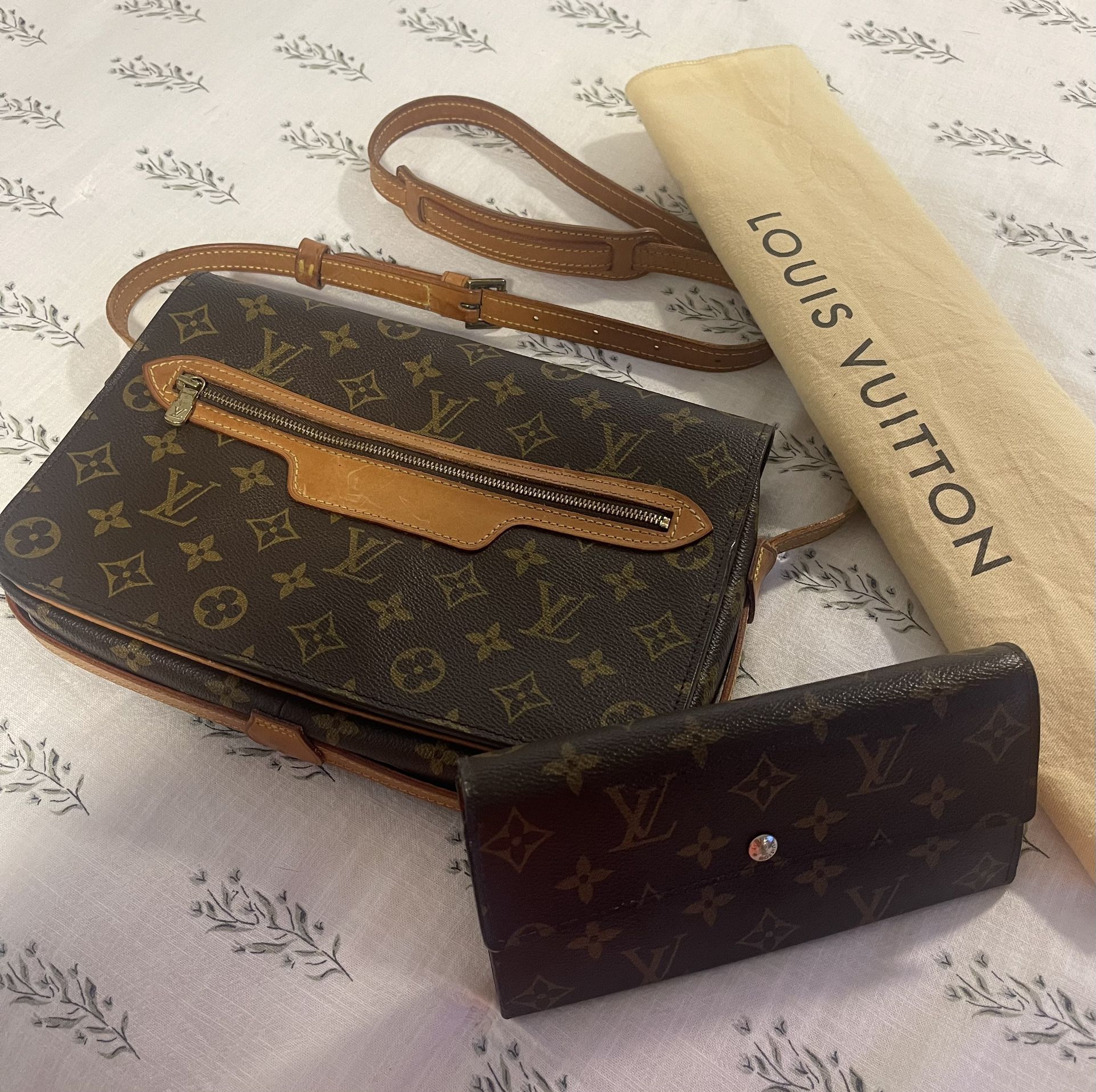 Authentic Louis Vuitton Crossbody Bag & Wallet for Sale in