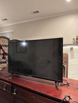 Element TV (I think 32”)