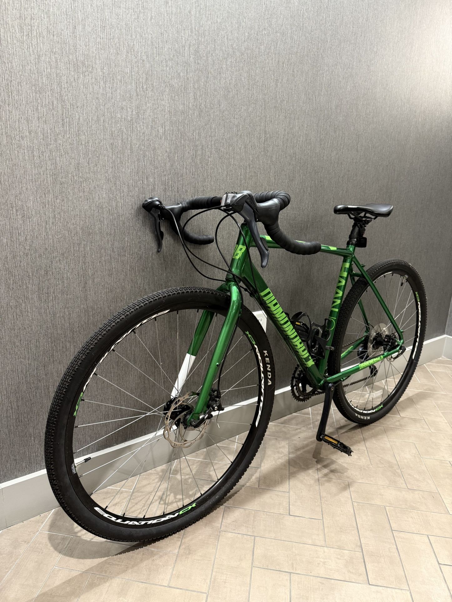 Beautiful Bicycle Diamondback Gravel Bike