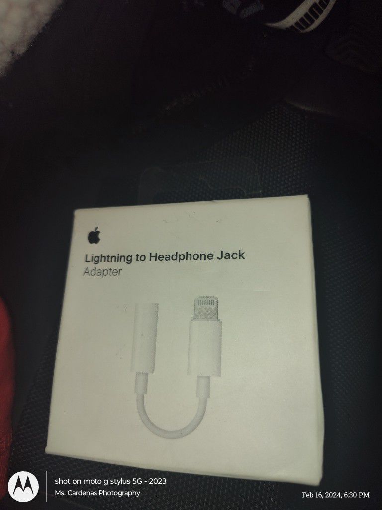 APPLE Lightning To Headphone Jack Adapter $10