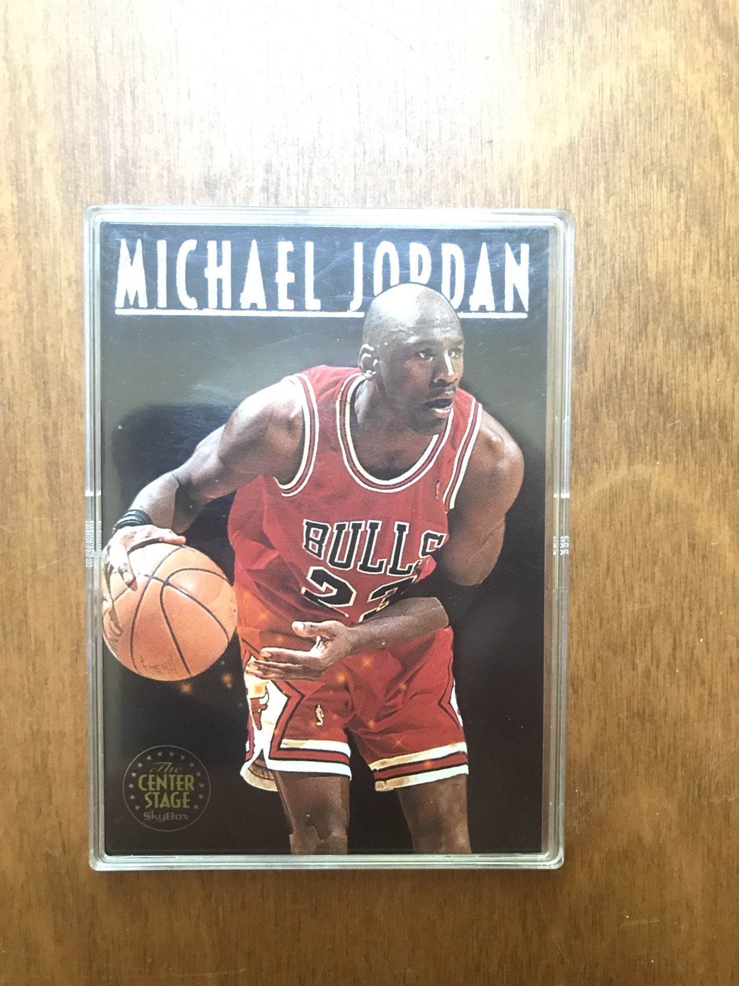 Michael Jordan center stage skybox card