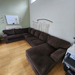 Sectional Couch 
