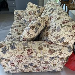 Free Flower Pattern Twin Size Fold Out Couch 