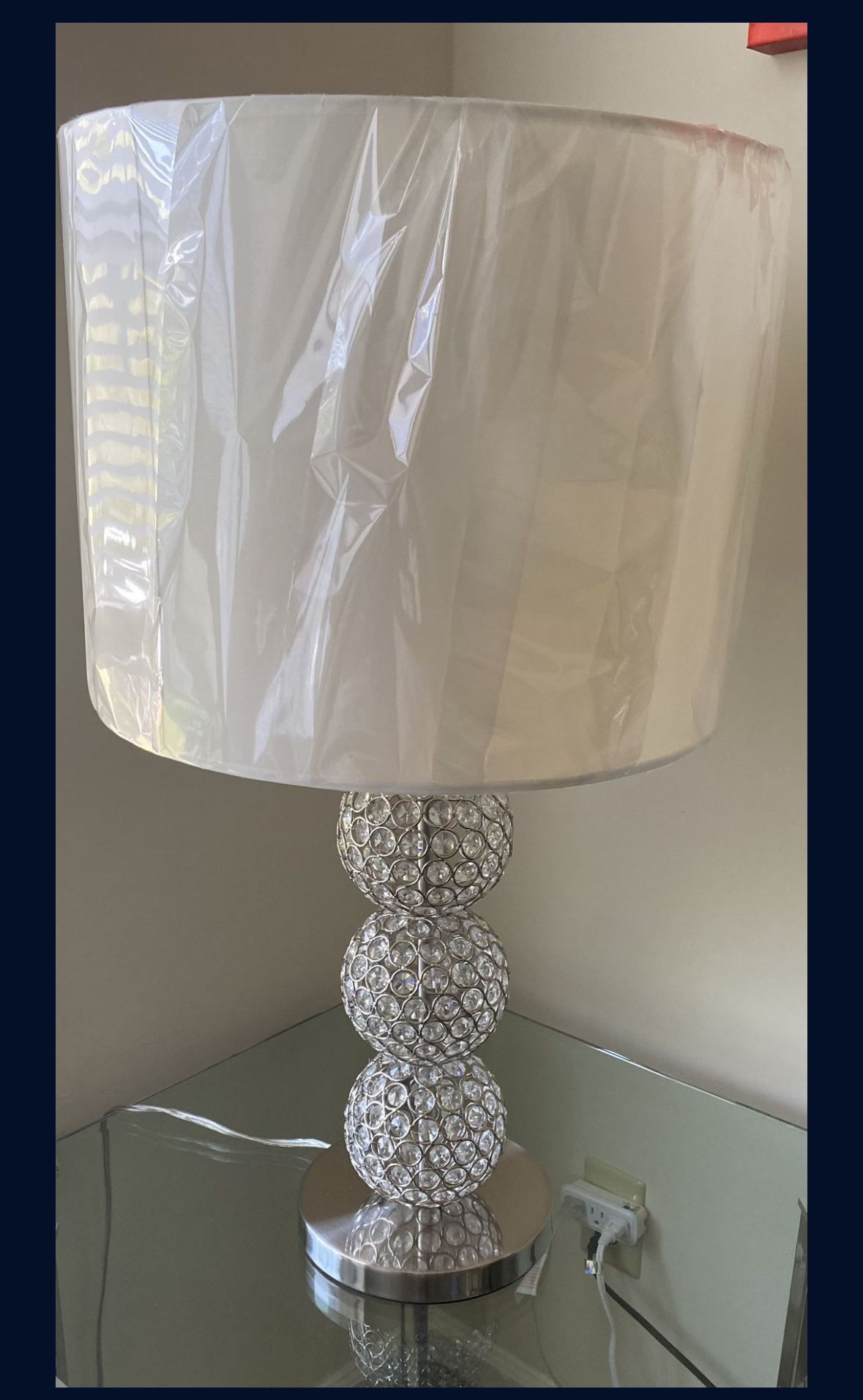 Lamp With 2 Tables 
