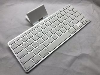 Apple iPad Keyboard Model A1359