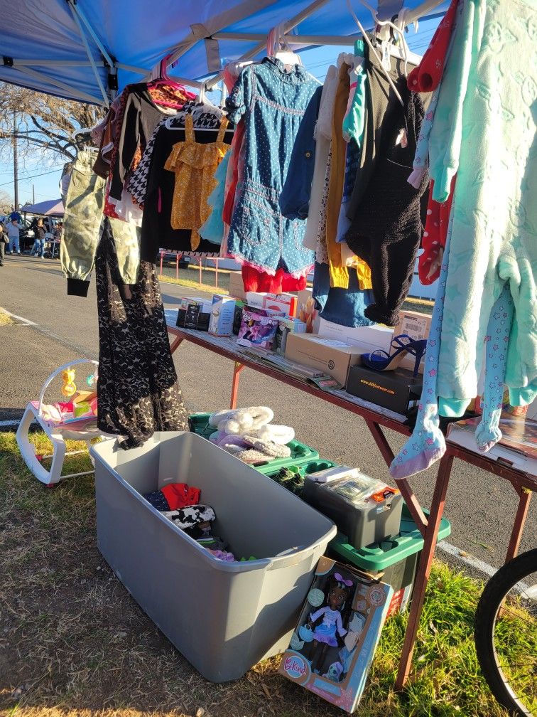 Mission Flea Market