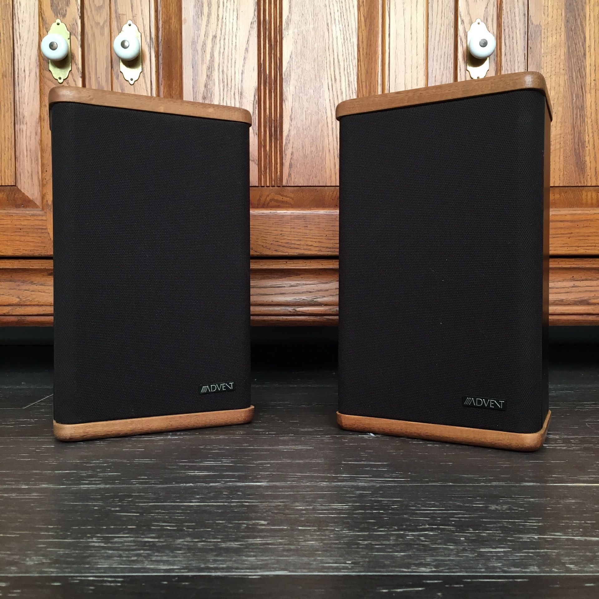 Pair of Mini-‘Advent’ bookshelf Speakers