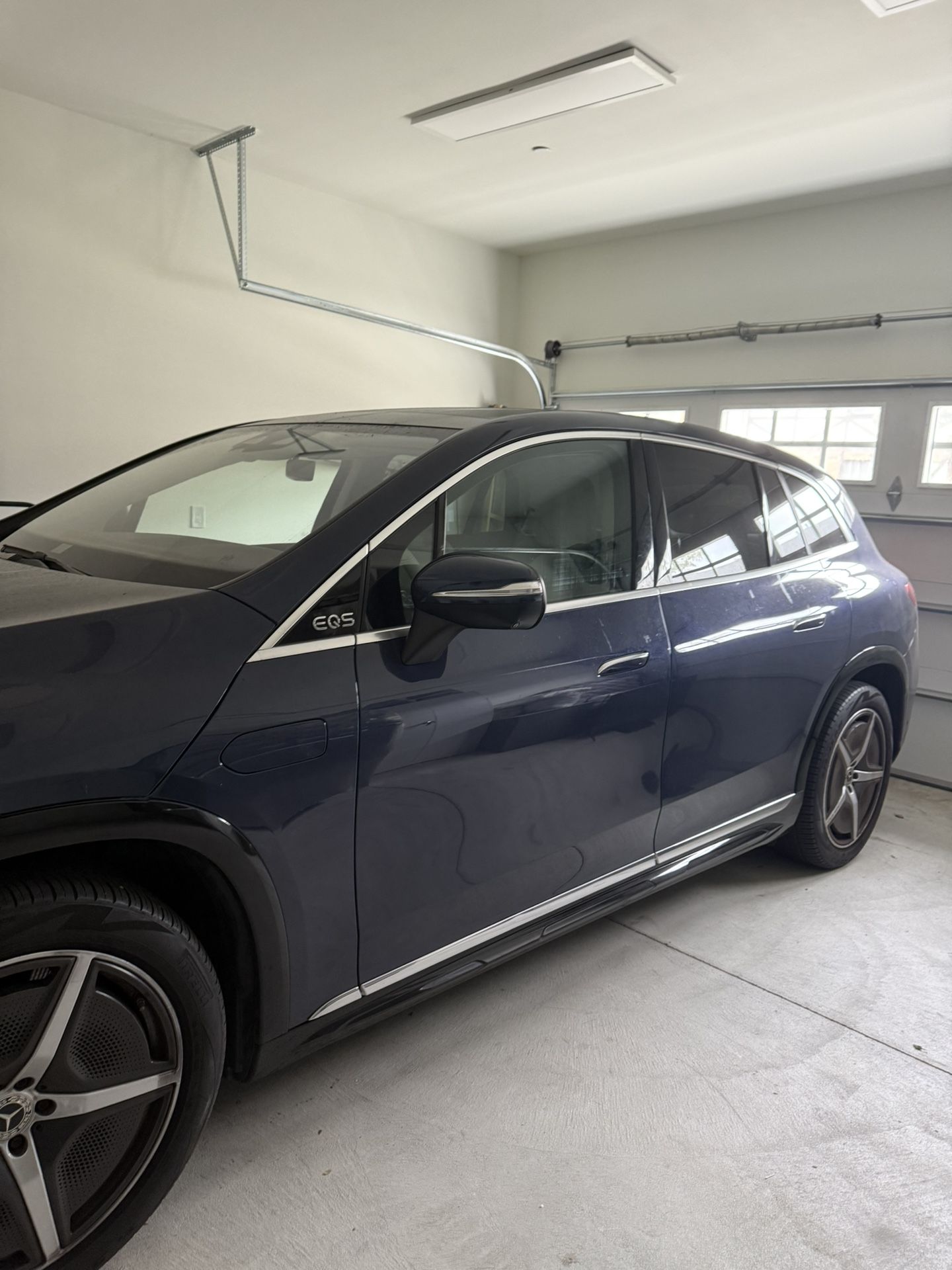 2023 Mercedes-Benz EQS SUV