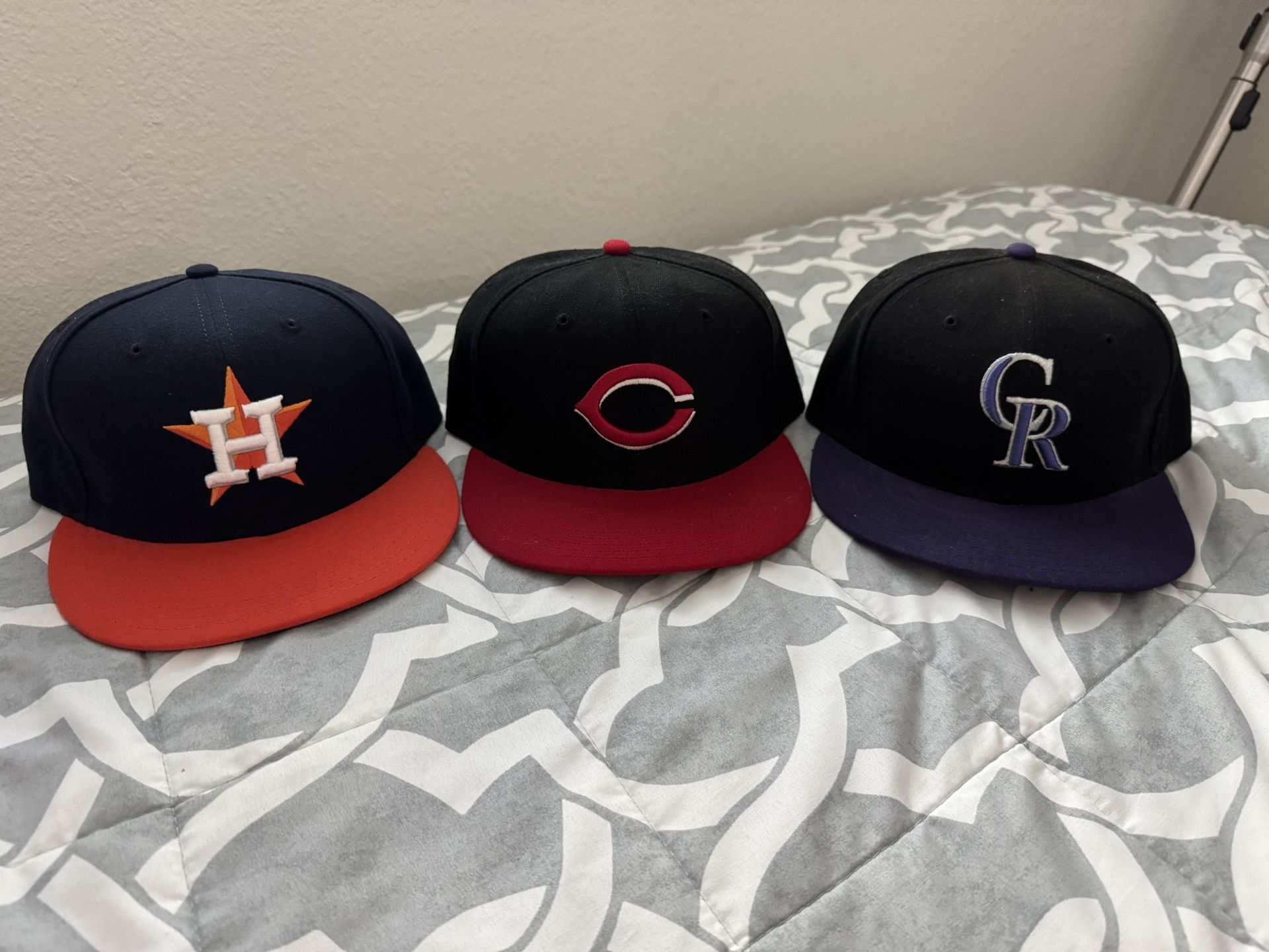 MLB New Era Fitted Hats - Size 7 1/4