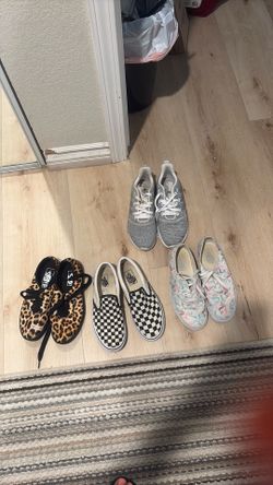 Women’s shoes