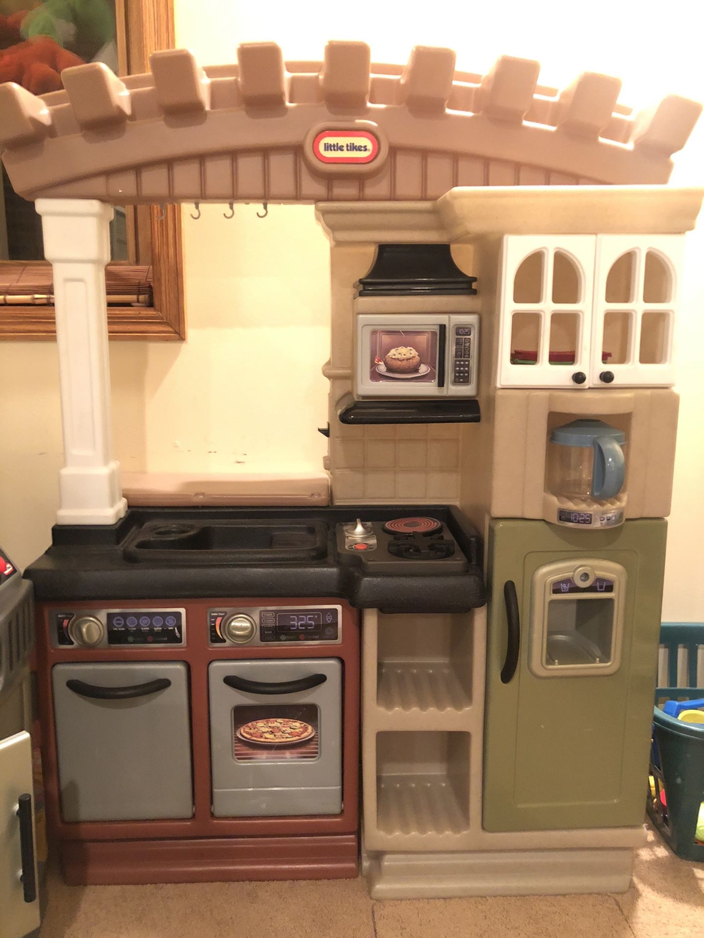 Little Tikes Kitchen and Grill