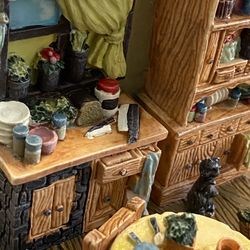 Miniature Rooms 1990 Vintage Resin Decor Set 