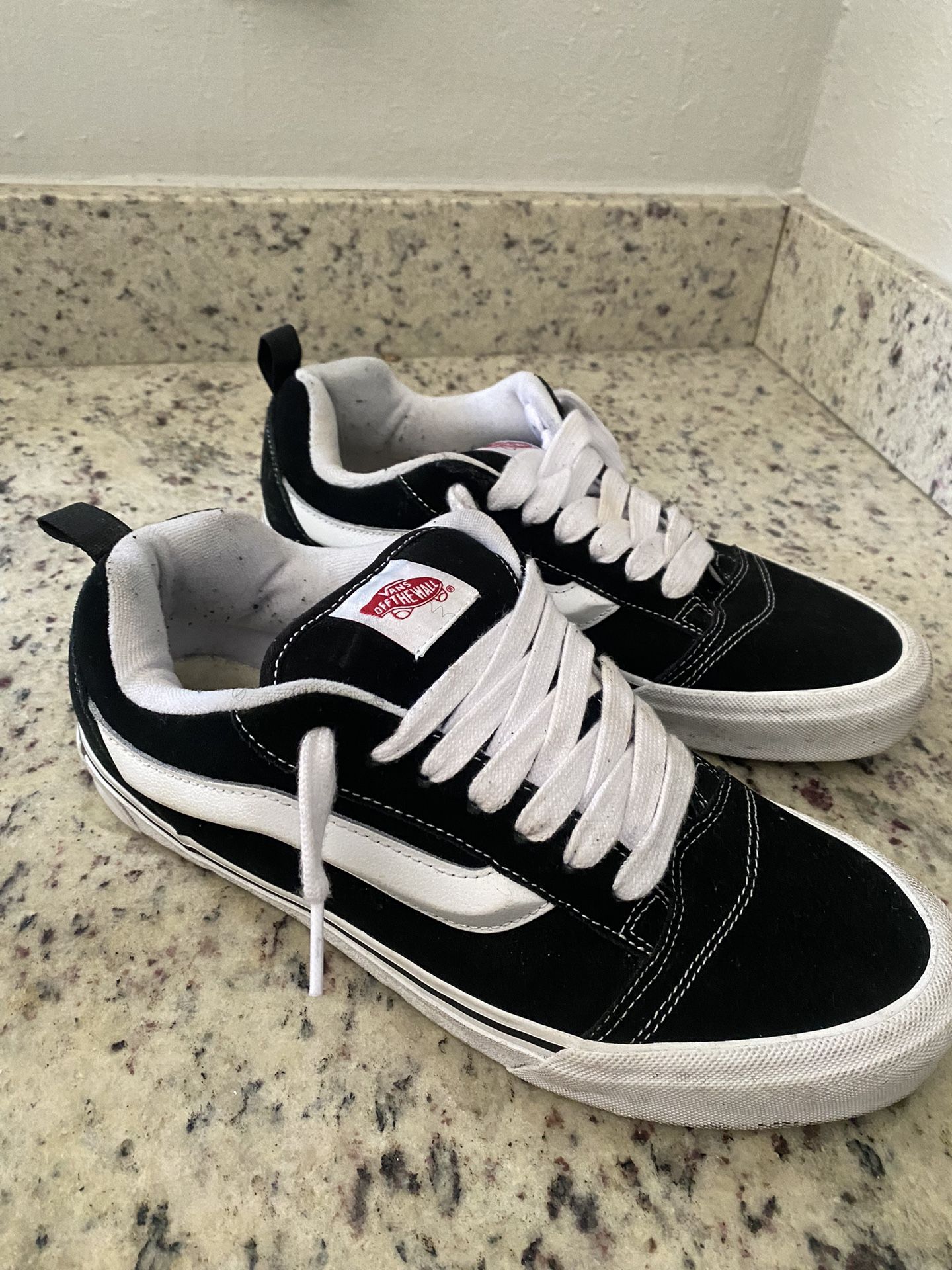 Vans knu skool