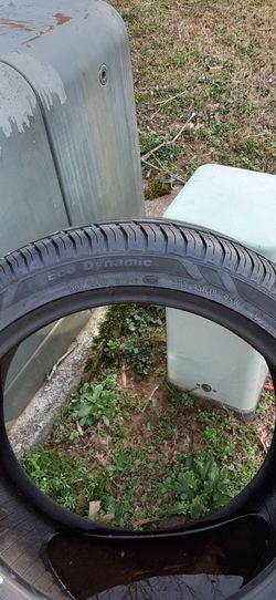 Eco-Dynamic Waterfall Tire (225/45r18)