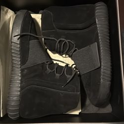 Yeezy 750 brand new size 14
