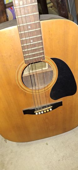 Marina  guitar - Vintage