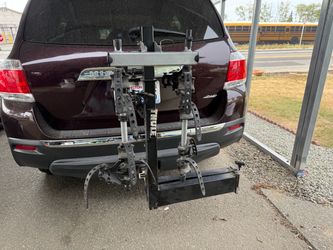 Bike Rack- Thule Double Bike Rack