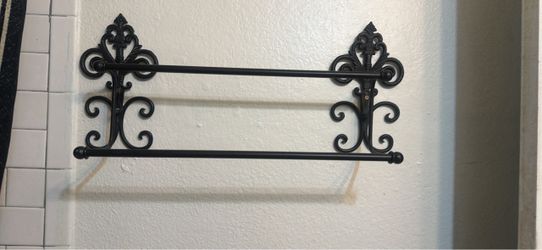 Black Ornate Double Towel Bar Rack