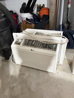 Used Window Unit AC