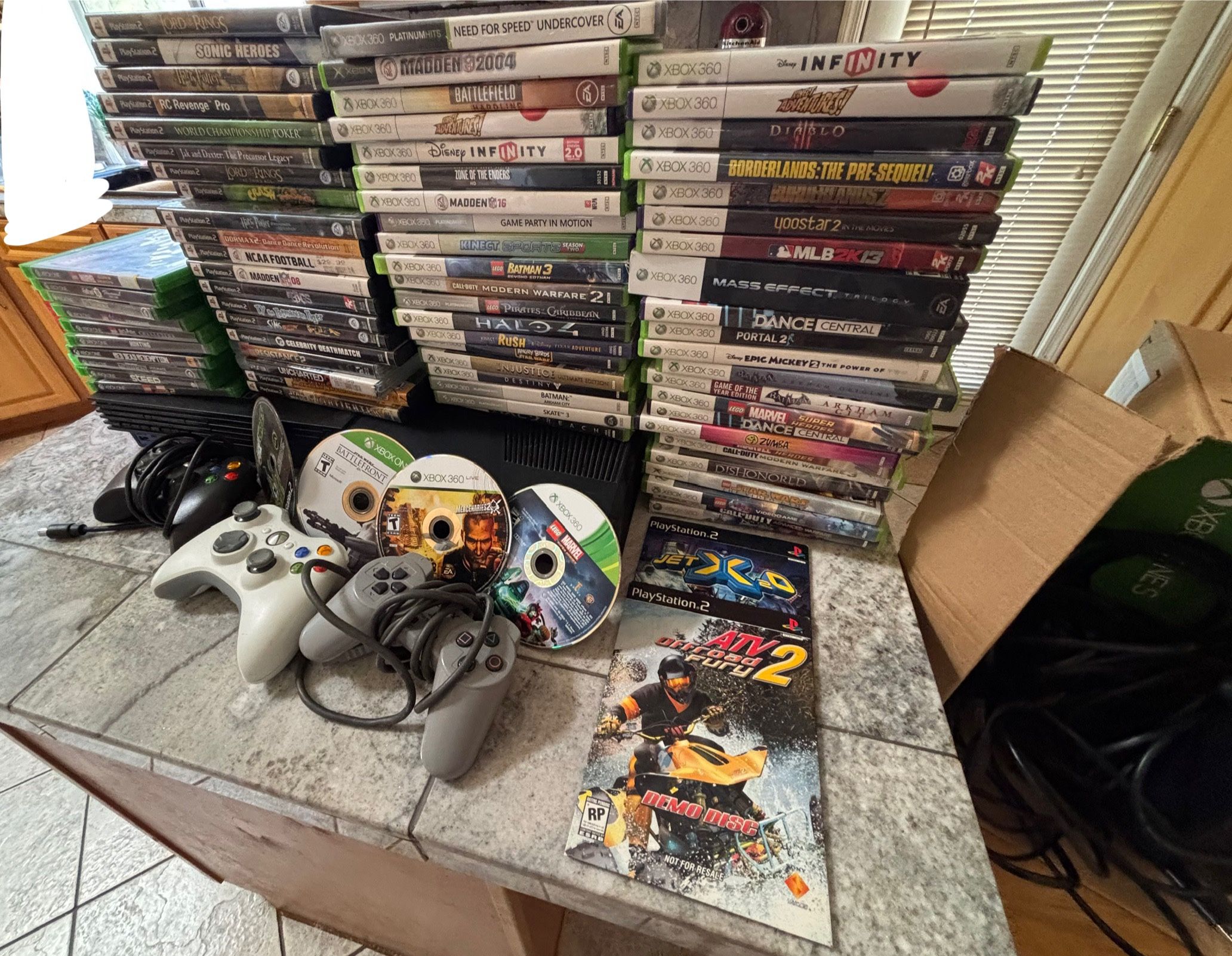 Xbox 360 and PlayStation 2 console & video game lot