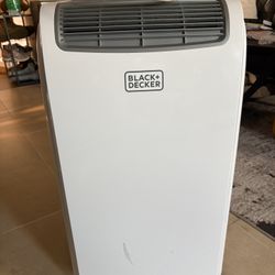 Black Decker Portable A/C Air Conditioner 