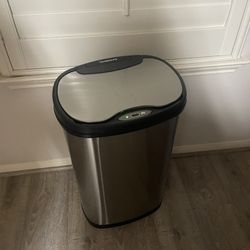 Ninestars Motion Sensor Trash Can 