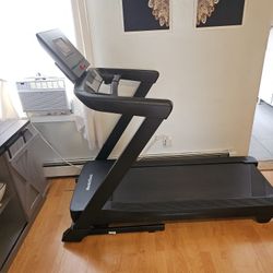 Nodictrack Treadmil