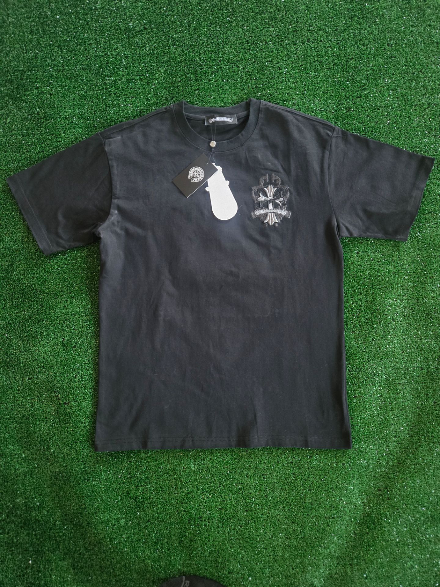 Chrome hearts T-Shirt large message me we can negotiate read description!!!!
