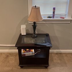 Lamp w Coffee Table 