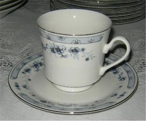 Sango Valencia Set Of Twelve Cups And Saucers, Sugar Bowl And Creamer