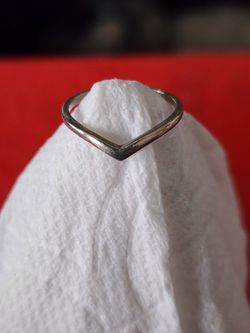 STERLING SILVER RING