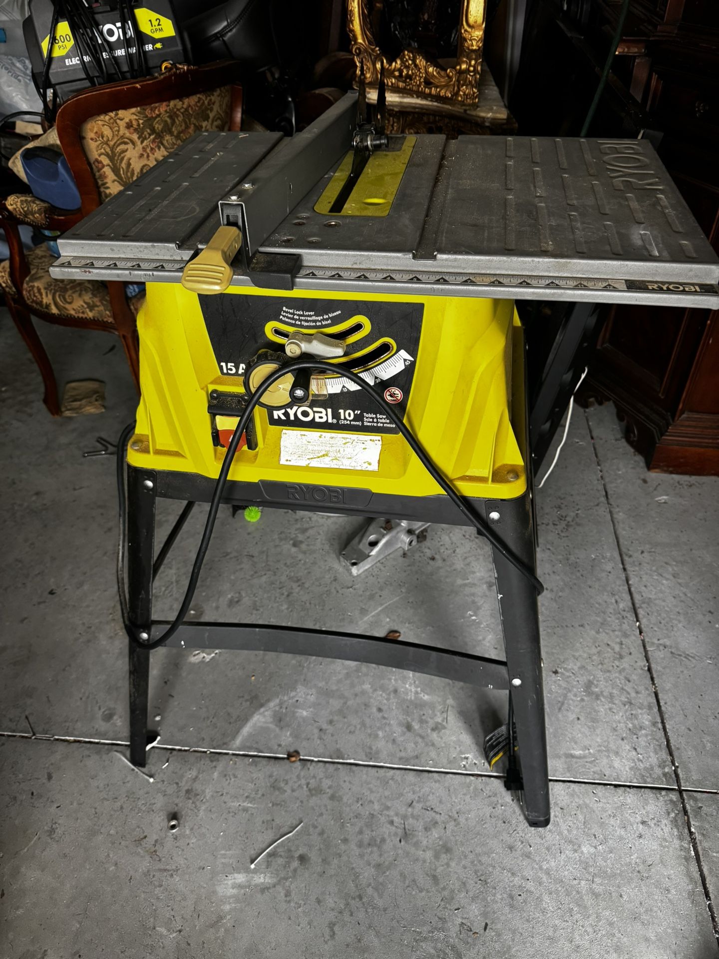 Ryobi 10” Table Saw RTS10G – 15A Power Tool, Excellent Condition