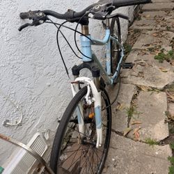 Women’s bike, refurbished 