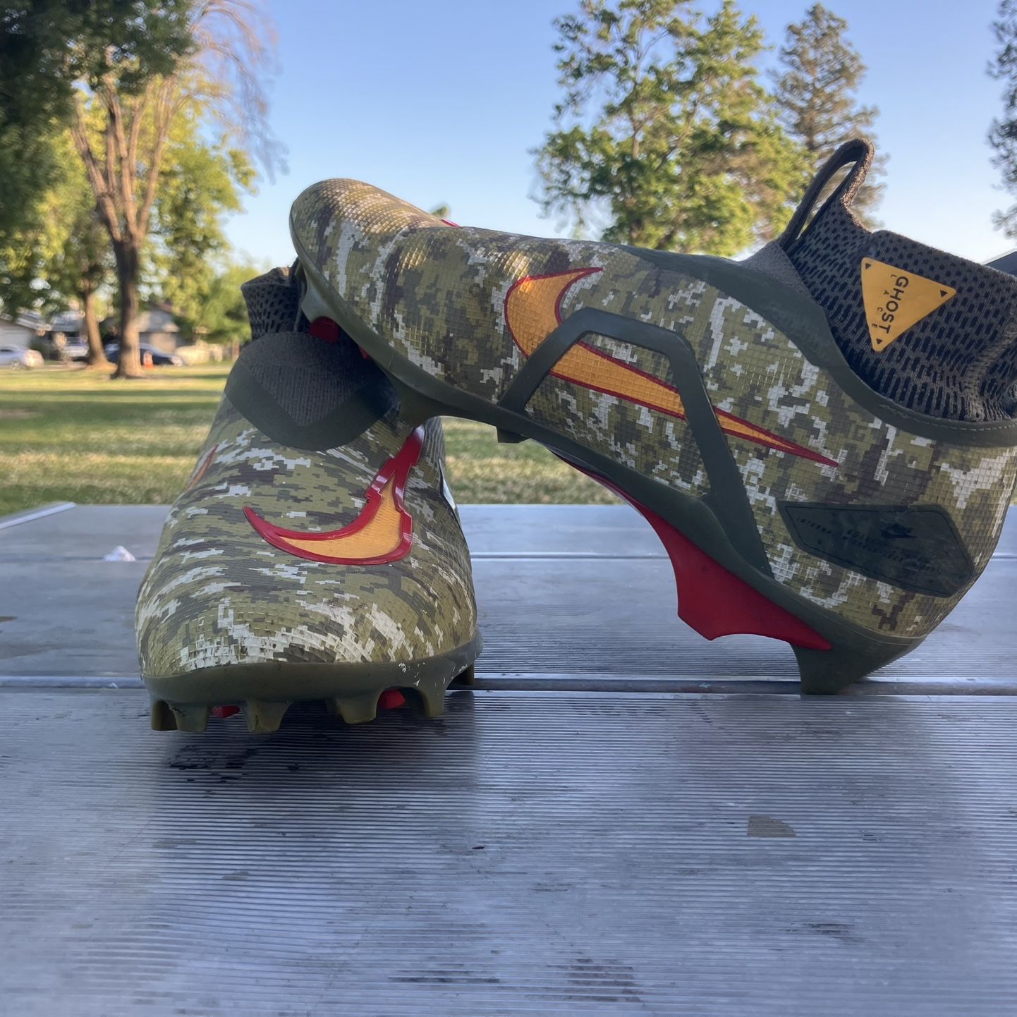 travis kelce nike exclusive 