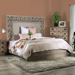 Brand New Weathered Light Oak Queen Size Bed Frame 