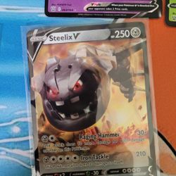 Pokemon - Steelix V - Vivid Voltage - 115/185 - Ultra Rare
