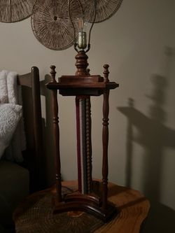 Vintage Mid-Century Modern Solid Wood Lamp – Works
