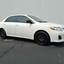 2013 Toyota Corolla Low Miles