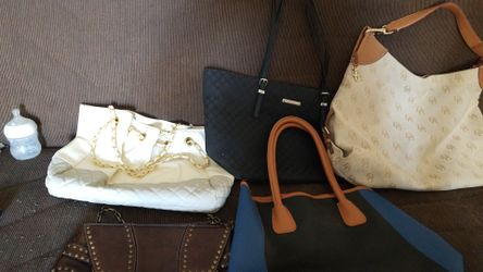 purses / bags