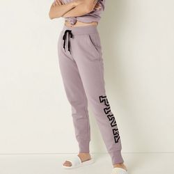 New Victoria’s Scret EVERYDAY LOUNGE JOGGER  Size M