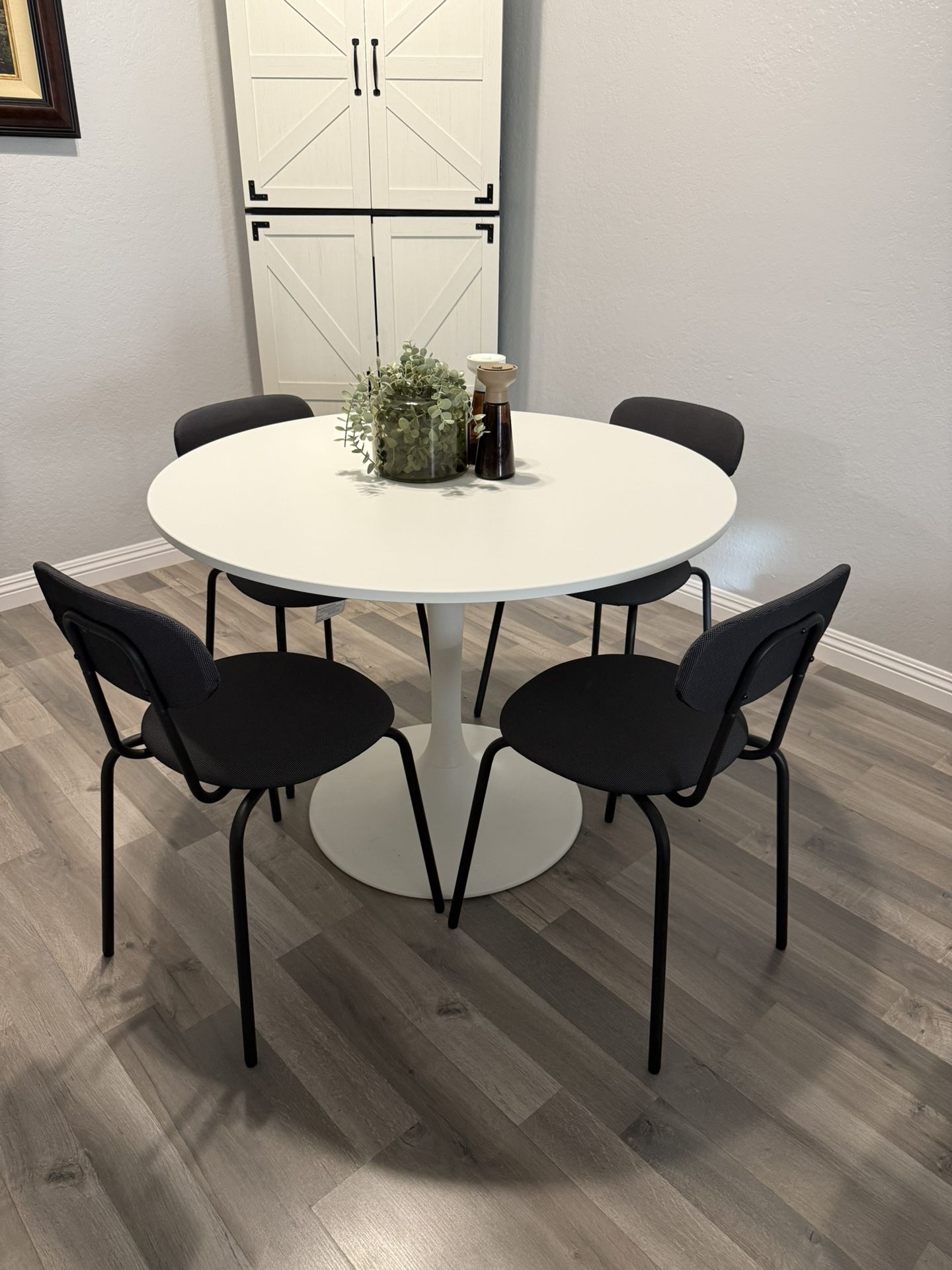 Dining Table Chairs