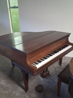 Piano make offer