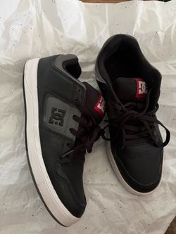 Men’s DC shoes size 9