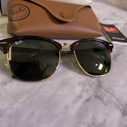 Brand new: Ray Ban Clubmaster Sunglasses 