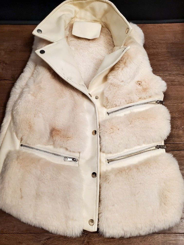 Women Faux Fur Vest, Fall and Winter Fashion Warm Size Small