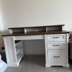 ✨ Farmhouse Executive Desk – White & Walnut – Like New ✨
